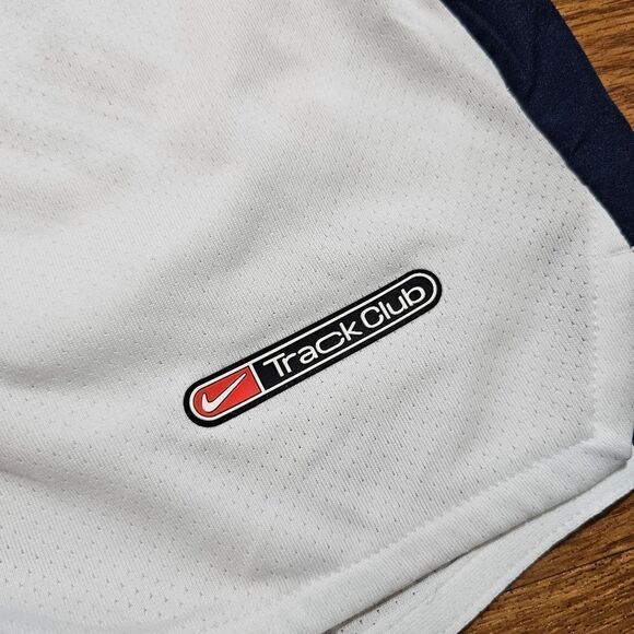 Nike Dri-Fit Track Club 3-Inch Running Shorts Retro White Navy Lined FZ7397-121 - Picture 7 of 16
